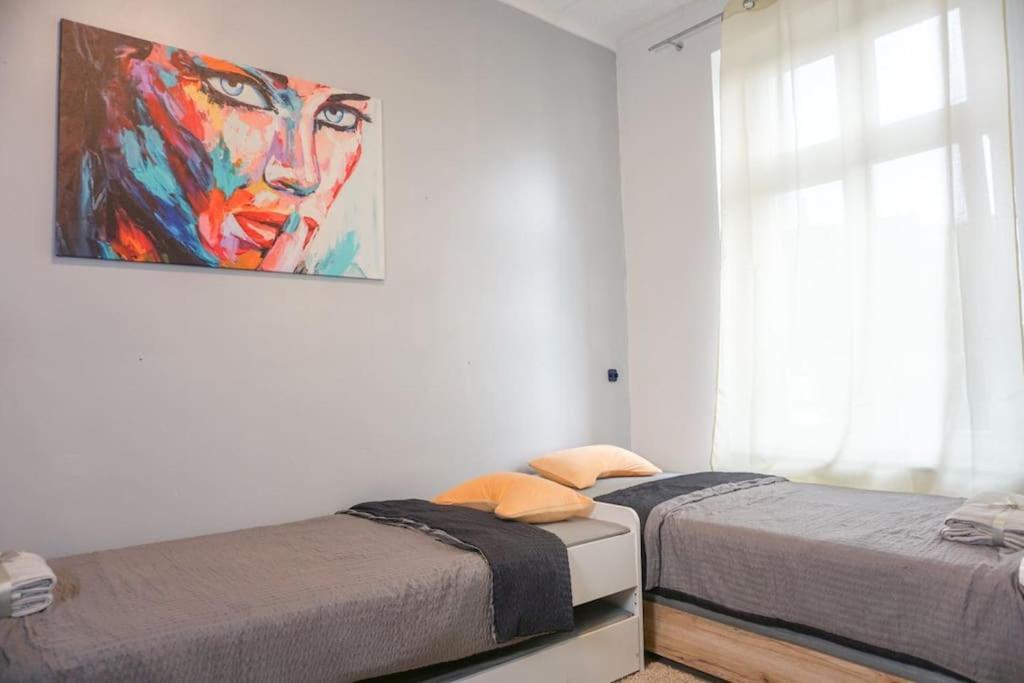 Apartment In Wuppertal - Charmante 3-Zimmer-Oase Mit Kamin Und Badewanne Exterior foto